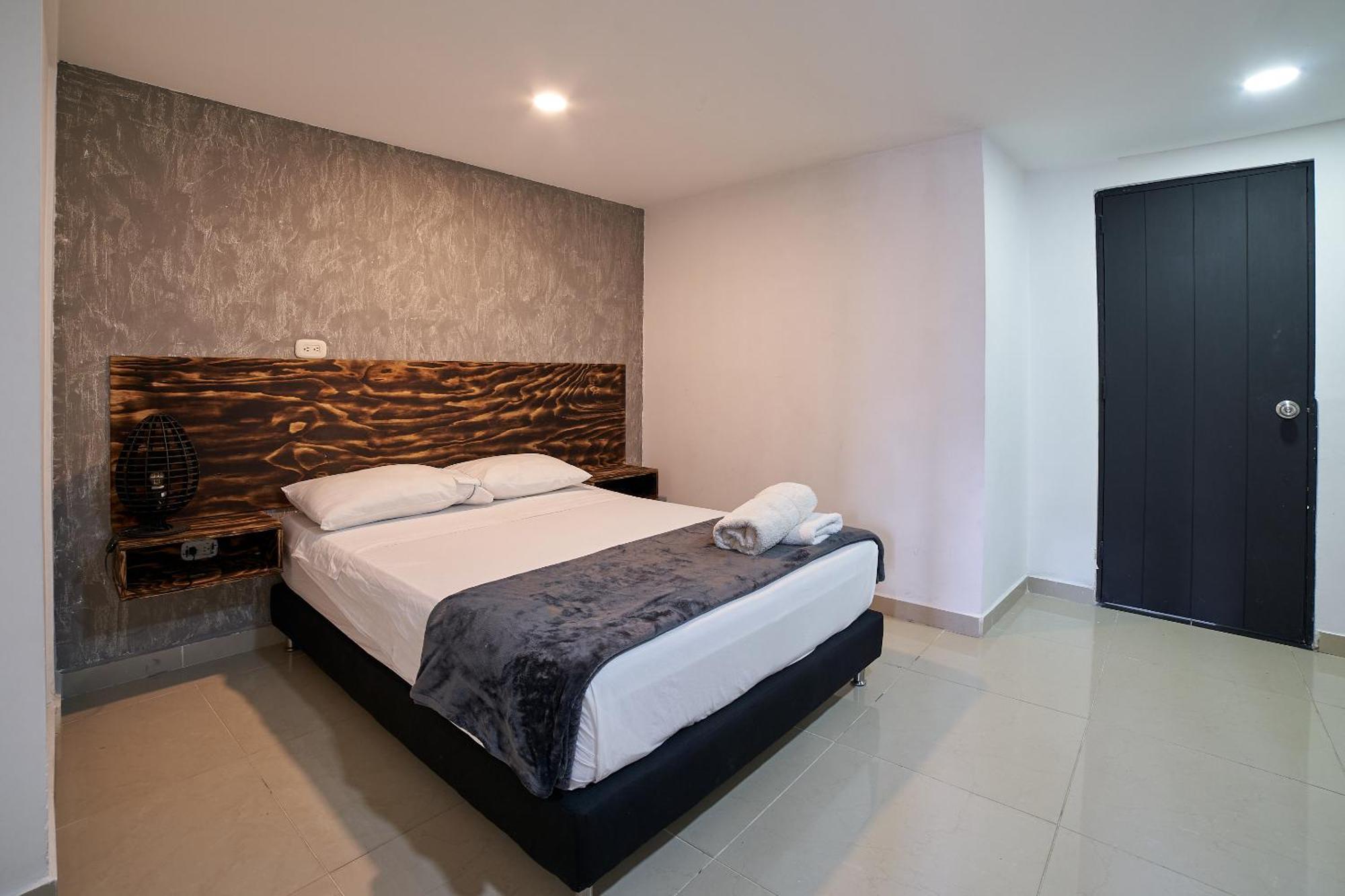 Farum Hotel 메딜린 외부 사진
